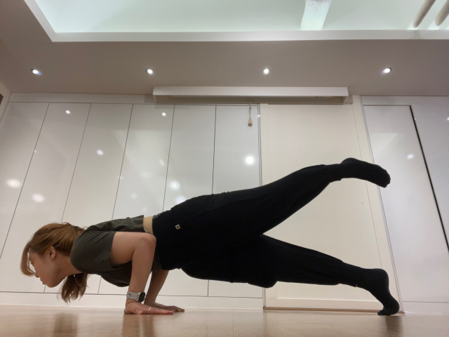Mayurasana 배워보기
